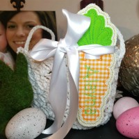 In-the-Hoop Easter Carrot Monogram Tag